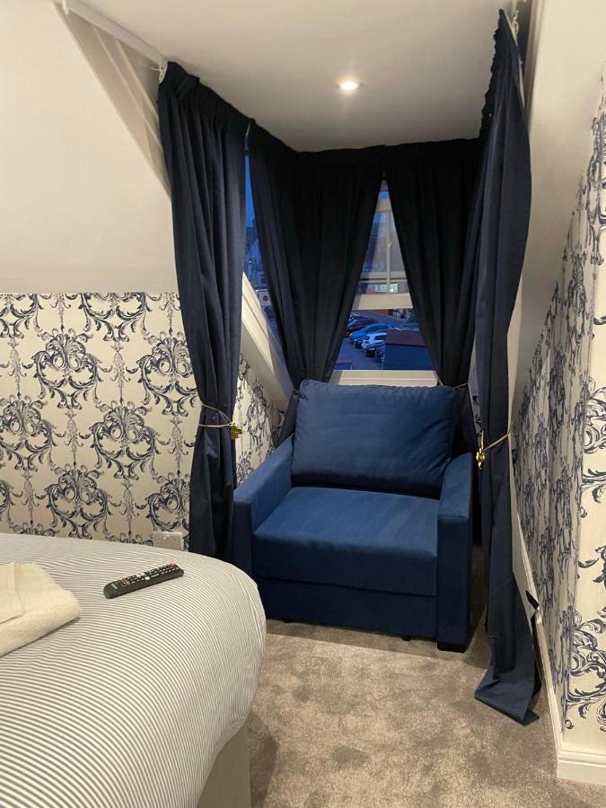 Ashbys Deluxe Studios With Spa Included Portsmouth Exterior photo